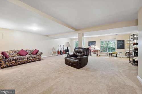 7 Stratford Garden Ct, Silver Spring MD exterior