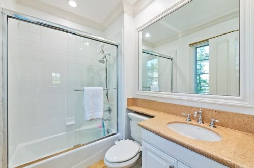 25 Blue Smt, Irvine CA  92603-0168 exterior