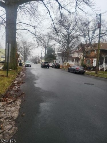 779 Jaques Ave, Rahway NJ  07065-3831 exterior