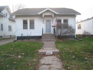 2447 32 St, Moline IL  61265-4913 exterior