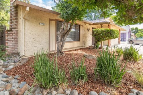 686 Marshall Rd, Vacaville, CA 95687-5433