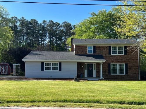 196 Smith Ln, Mount Airy, NC 27030-8049