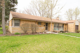 2600 Alexander St, Homewood, IL 60430-3004