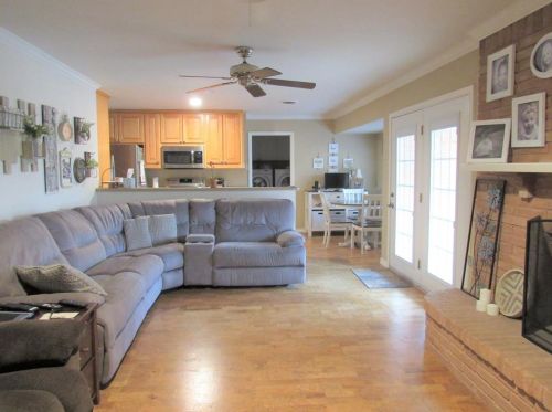 716 Candlewood Rd, Fort Worth TX  76103-1114 exterior