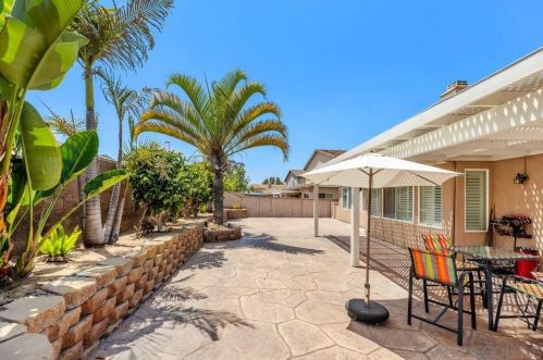 1464 Stanislaus Dr, Chula Vista CA  91913-1478 exterior