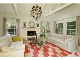 3148 Club Dr, Los Angeles, CA 90064-4647