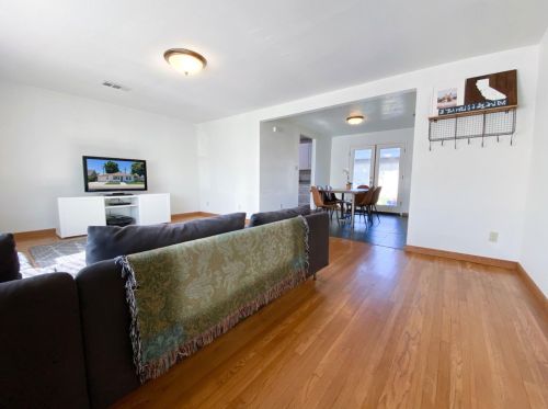 359 Sunset Dr, Lodi, CA 95240-3805