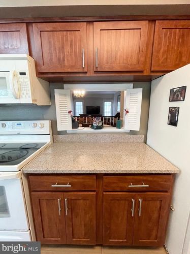 14536 Macbeth Dr, Silver Spring MD 20906-2680 exterior