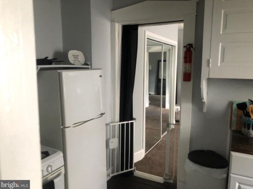 23 Walnut St, Lancaster PA  17602-2451 exterior