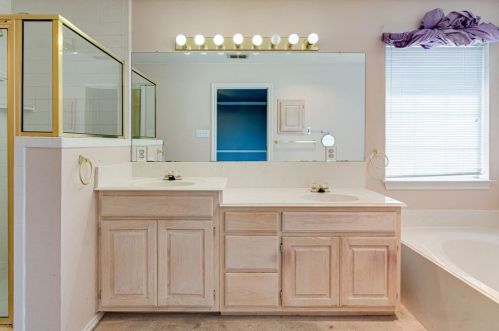 9025 Tyne Trl, Fort Worth TX  76118-7502 exterior