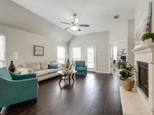 8632 Running River Ln, Fort Worth TX  76131-3380 exterior