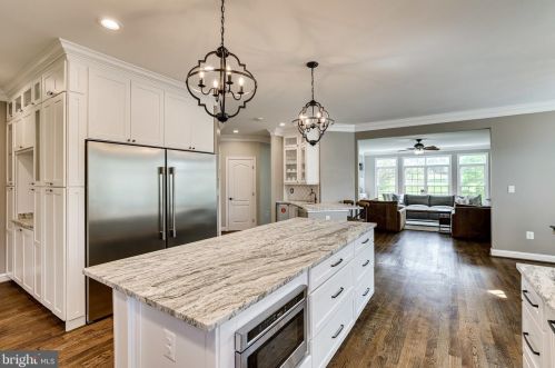 15747 Spyglass Hill Loop, Gainesville VA  20155-3239 exterior