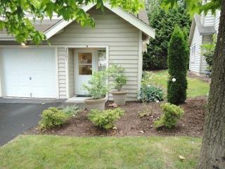 2701 Silesia Ln, Bellingham, WA 98226-3661