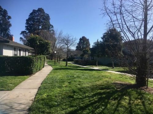 1143 Callas Ln, Capitola, CA 95010-2433