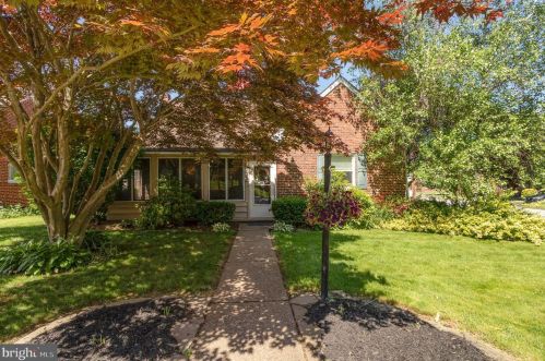 3848 Durham Rd, Harrisburg, PA 17110-1525