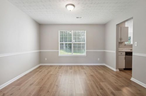 3943 Villager Way, Rex GA 30273-2549 exterior