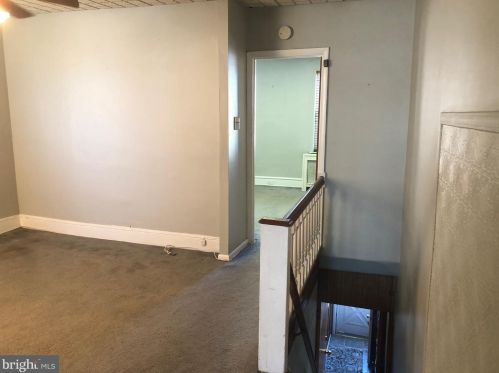 2523 12 St, Philadelphia PA 19133-1124 exterior