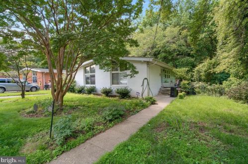 402 Hillsboro Dr, Silver Spring MD  20902-3129 exterior