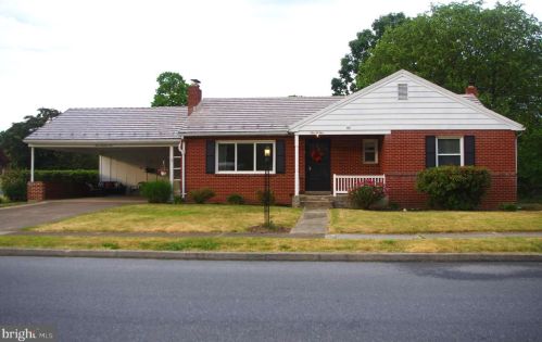 401 Berryhill Rd, Harrisburg, PA 17109-2904