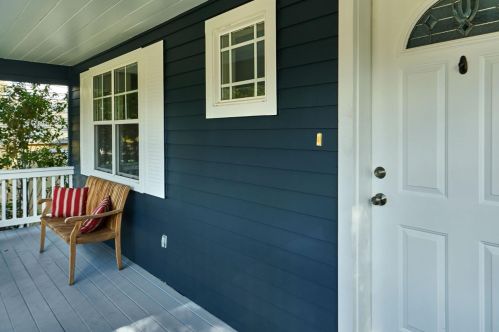695 Mariposa Ave, Mountain View, CA 94041-1811