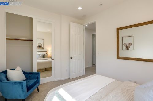 330 Belshaw Dr, Milpitas CA 95035-5472 exterior