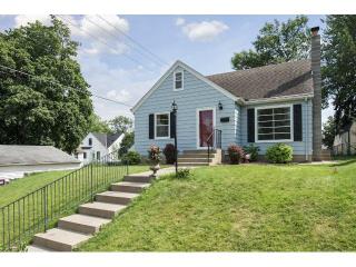 3315 Parkview Blvd, Minneapolis, MN 55422-3750