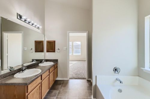 1701 Park Trl Blvd, Princeton TX 75407-2698 exterior