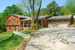 2842 Briarcliff Rd, Atlanta GA  30329-2504 exterior
