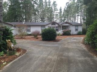 88900 Twin Lakes Ct, Florence, OR 97439-8755