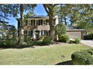 2650 Shadow Pine Dr, Roswell, GA 30076-2693