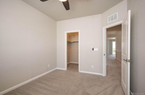 14665 Belleview Dr, Aurora CO 80015-4157 exterior