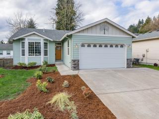 825 Fargo St, Camas, WA 98607-1934