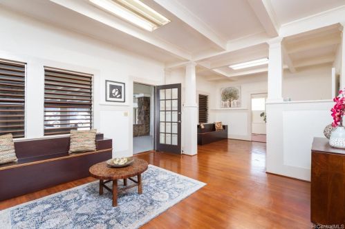 1011 14th Ave, Honolulu HI  96816-3645 exterior