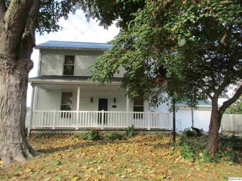 330 State St, Mendon, IL 62351-1140