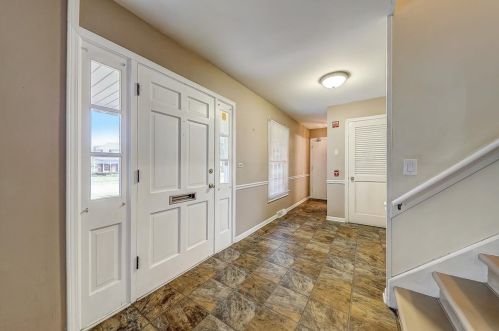 569 Carpenter Dr, Palatine, IL 60074-3706
