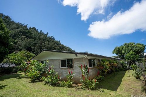 48 Akamu Pl, Honolulu HI  96817-1422 exterior