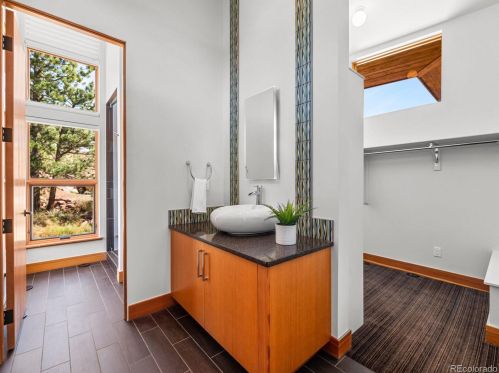 807 Timber Ln, Boulder CO  80304-0487 exterior