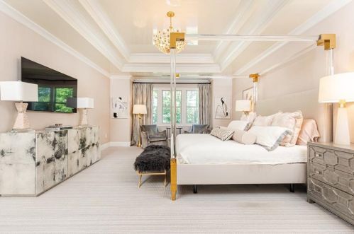 6470 Long Is Dr, Atlanta GA  30328-3043 exterior