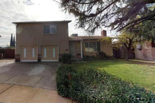 846 Sapphire Ct, Manteca, CA 95336-3353