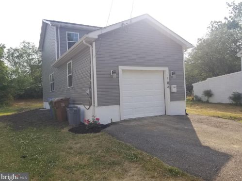 106 Water St, Auburn, NJ 08085-1135