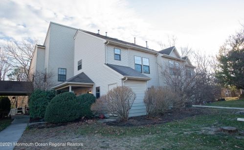 203 Larkspur Ln, Jackson Twp, NJ 08527-4104