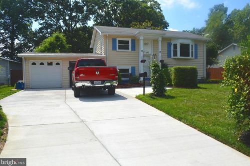 14208 Birchdale Ave, Woodbridge, VA 22193-1441