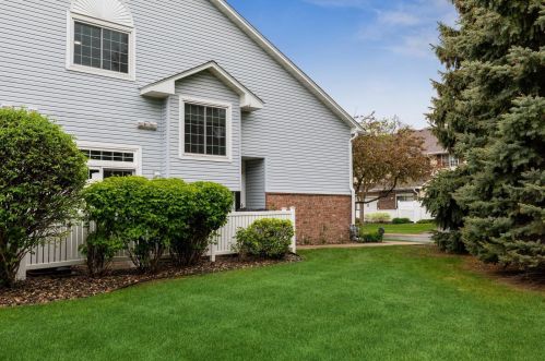 15618 Garnet Way, Saint Paul MN  55124-5155 exterior