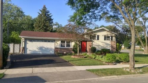 115 Rose Ave, Addison, IL 60101-3427