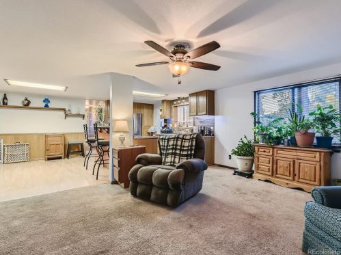 418 Willow Dr, Denver CO  80603-5761 exterior