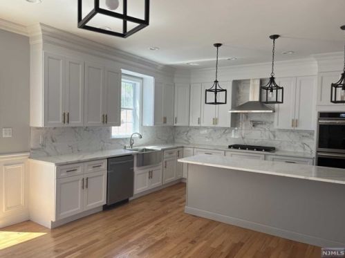 239 Walter Ave, Hasbrouck Heights, NJ 07604-1816