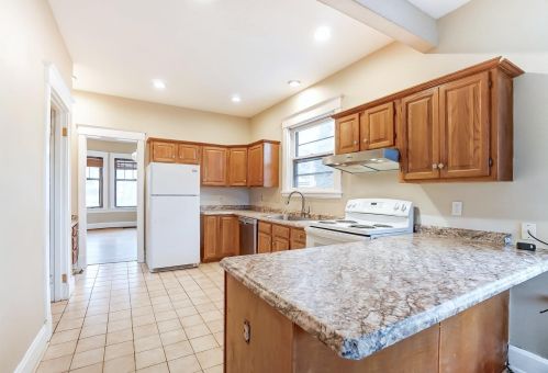 1341 Duncan Ave, Cincinnati OH 45208-2313 exterior