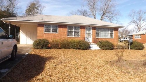 801 Oak St, Unidilla, GA 31091-4554