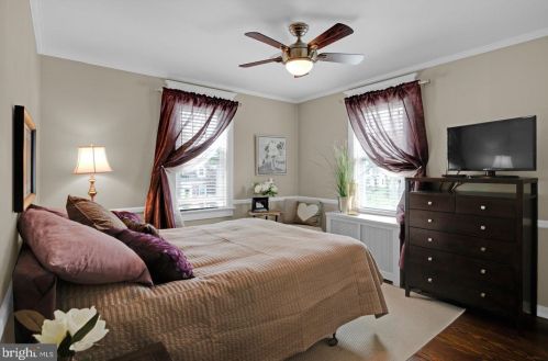 215 Marne Ave, Haddonfield NJ 08033-1444 exterior