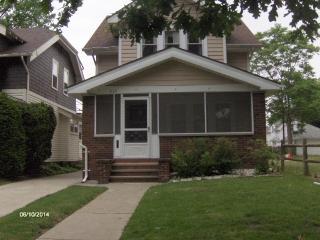 825 Geneva Ave, Toledo OH  43609-3037 exterior